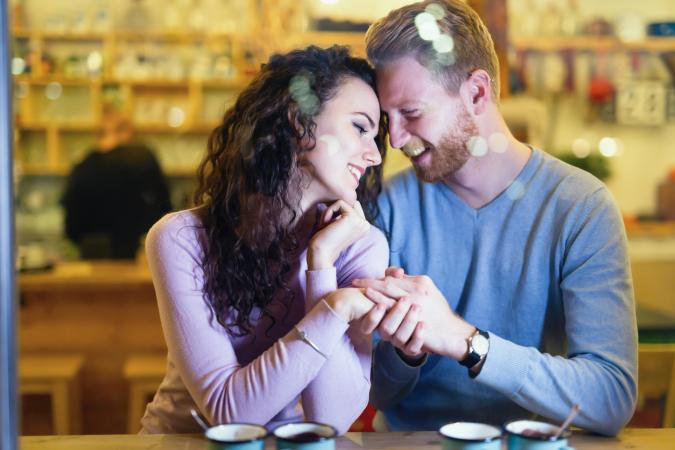 how to move from dating to a relationship